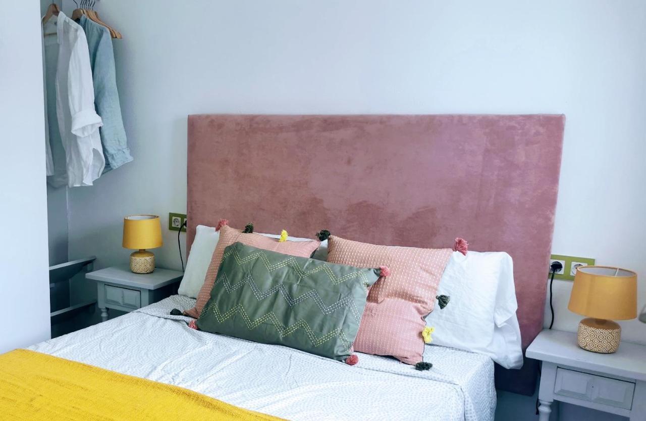 Aba Dali Apartment โกนิล เด ลาฟรอนเตรา ภายนอก รูปภาพ